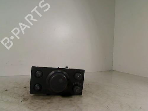 Used Headlight switch OPEL VECTRA C GTS (Z02) 2.2 DTI 16V (F68) (125 hp) 29496958