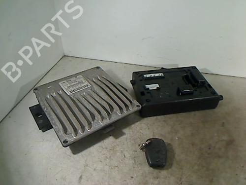 Used Engine control unit (ECU) Engine control unit (ECU) RENAULT CLIO III (BR0/1, CR0/1) 1.5 dCi (C/BR0G, C/BR1G) (68 hp) 33002392 33002392