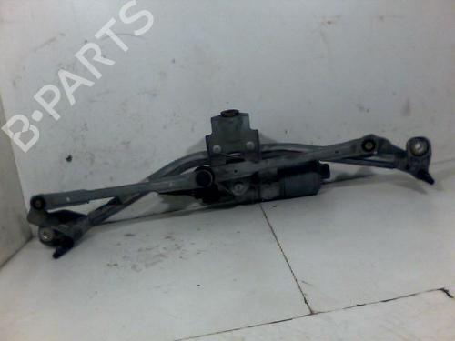 Used Front wiper motor VW POLO (9N_, 9A_) 1.4 TDI (75 hp) 26075650