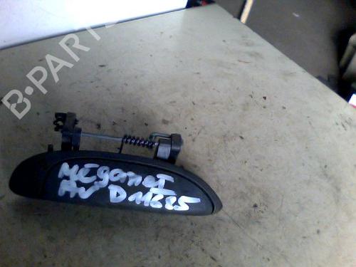 Used Front right exterior door handle RENAULT MEGANE I (BA0/1_) 1.6 16V (BA04, BA0B, BA11, BA1J, BA16, BA19, BA1K, BA1V,... (107 hp) 27572770