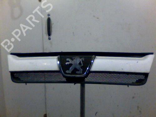Used Grille PEUGEOT BOXER Van (244) 2.0 HDi (84 hp) 26074518