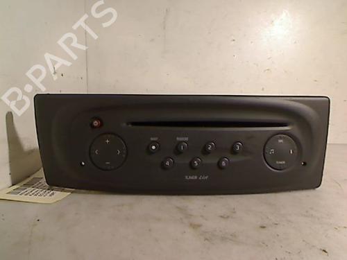 Sistema audio RENAULT SCÉNIC I MPV (JA0/1_, FA0_) 1.6 16V (116 hp) 26081415