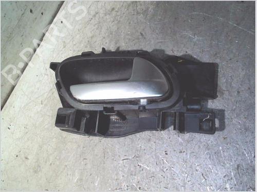 Used Front right interior door handle Front right interior door handle 39405142 39405142