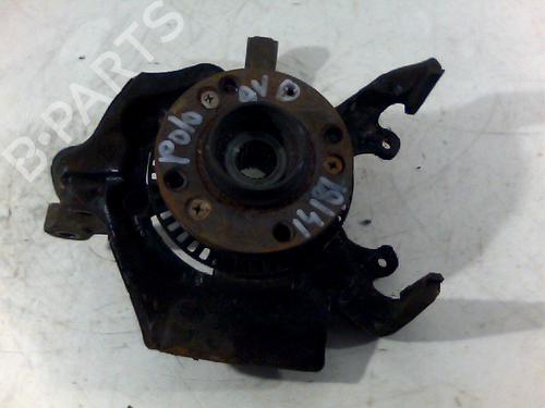 Used Right front steering knuckle VW POLO (6N2) 1.9 SDI (64 hp) 26064446