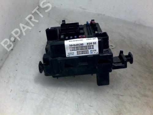 Sikringsdåse PEUGEOT 307 SW (3H) 2.0 HDI 110 (107 hp) 28323615