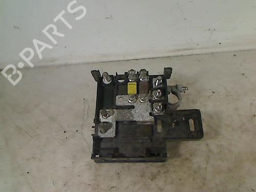 Caja reles / fusibles Caja reles / fusibles FIAT STILO (192_) 1.8 16V (192AXC1A, 192BXC1A) (133 hp) 34502776 34502776