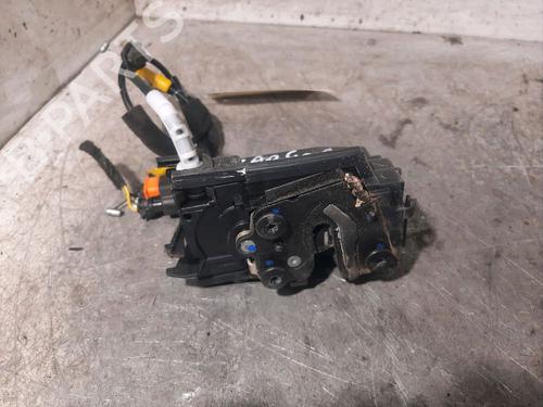 Cerradura puerta trasera izquierda Cerradura puerta trasera izquierda PEUGEOT 308 II (LB_, LP_, LW_, LH_, L3_) 1.5 BlueHDI 100 (102 hp) 34221714 34221714