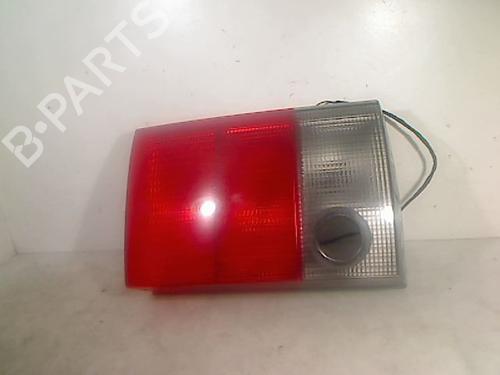 Fanale sezione interna posteriore destro AUDI 80 B4 Saloon (8C2) 2.0 (90 hp) 30665128