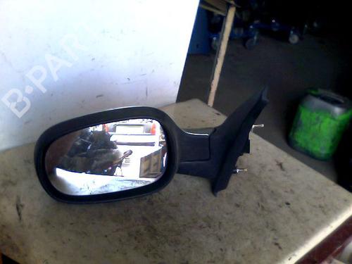 Used Left mirror RENAULT MEGANE I (BA0/1_) 1.6 16V (BA04, BA0B, BA11, BA1J, BA16, BA19, BA1K, BA1V,... (107 hp) 26086740