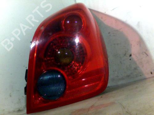 Used Right taillight NISSAN PRIMERA Hatchback (P12) 1.9 dCi (120 hp) 26077634
