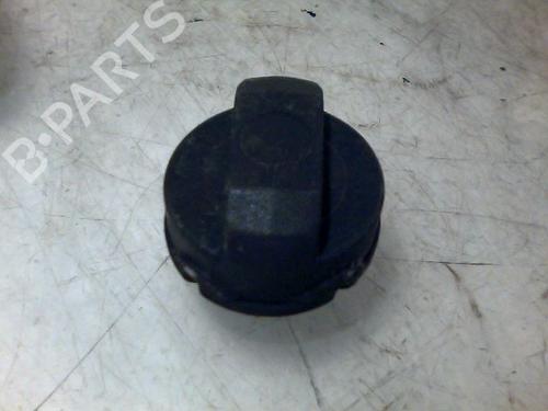 Używane Korek wlewu paliwa VW GOLF IV (1J1) 1.6 (100 hp) 28323597