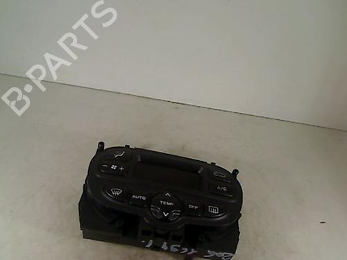 AC-Styringsenhed/Manøvreenhed PEUGEOT 206 Hatchback (2A/C) 1.4 16V (88 hp) 26064199
