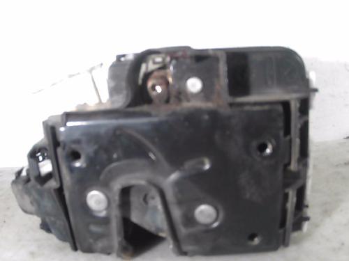 Front right lock VW POLO (6N2) 1.4 | BP26092929C97 