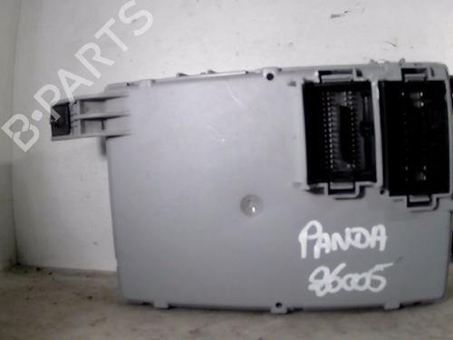 Used Fuse box FIAT PANDA (312_, 319_) 1.2 (312PXA1A) (69 hp) 26095429
