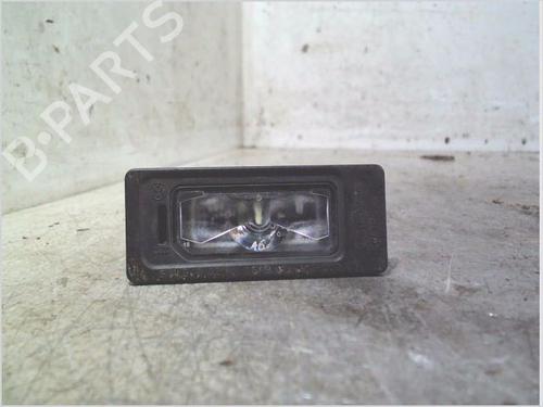 Used Licence plate light Licence plate light VW TOURAN (5T1) 1.6 TDI (115 hp) 36385151 36385151