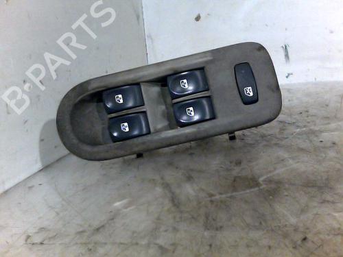 Used Switch RENAULT CLIO III (BR0/1, CR0/1) 1.4 16V (98 hp) 26091264