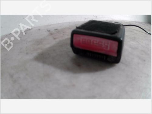 Seat buckle PEUGEOT 307 CC (3B) 2.0 HDi 135 | BP26100594I32 