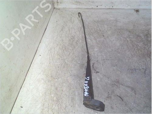 Braccio tergicristallo anteriore RENAULT MASTER I Platform/Chassis (P__) 28-35 2.5 D (71 hp) 28131966