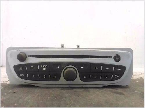 Used Radio Radio RENAULT MEGANE III Grandtour (KZ0/1) 2.0 dCi (KZ0L) (160 hp) 40271215 40271215