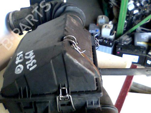 Used Air filter box MERCEDES-BENZ E-CLASS (W124) E 250 D (124.126, 124.129) (113 hp) 26104101