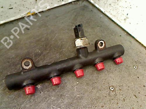 Used Injection rail PEUGEOT 407 SW (6E_, 6D_) 2.0 HDi 135 (136 hp) 26064852