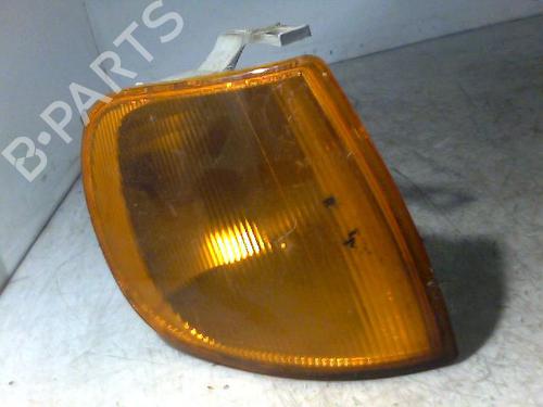 Used Right front indicator VW POLO III (6N1) 55 1.4 (55 hp) 26070491