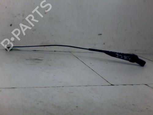 Used Front windshield wiper arm RENAULT TRAFIC Van (T_, P_, V_) 2.5 D (75 hp) 26076935