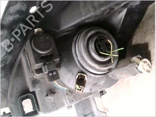 Right headlight CITROËN XSARA PICASSO (N68) 1.6 HDi | BP26105718C29 