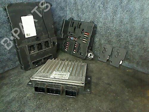 Used Engine control unit (ECU) RENAULT MEGANE II Estate (KM0/1_) 1.5 dCi (KM02, KM13) (101 hp) 26110095