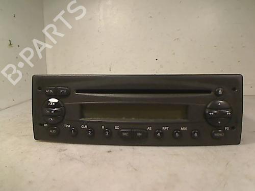 Used Radio FIAT DOBLO Box Body/MPV (223_) 1.3 JTD 16V (70 hp) 26079015