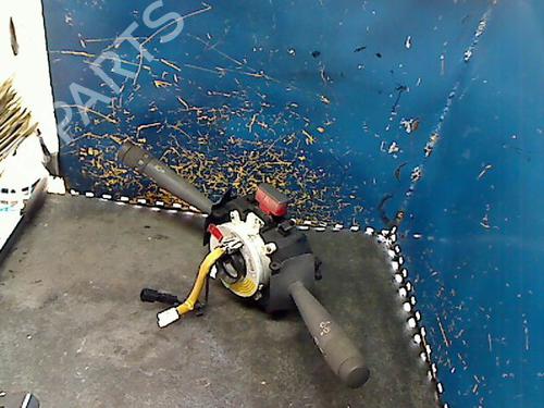 Used Steering column stalk FIAT PUNTO (176_) 1.7 TD (71 hp) 26078403