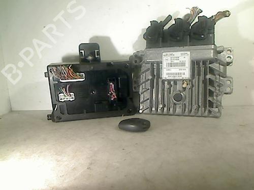 Used Engine control unit (ECU) RENAULT CLIO III (BR0/1, CR0/1) 1.5 dCi (75 hp) 26056694