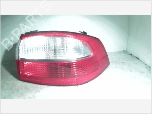 Used Right taillight RENAULT LAGUNA II (BG0/1_) 1.6 16V (BG0A, BG0L) (107 hp) 26100565