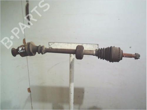 Drivaksel fortil Højre Drivaksel fortil Højre RENAULT CLIO II (BB_, CB_) 1.2 (BB0A, BB0F, BB10, BB1K, BB28, BB2D, BB2H, CB0A,... (58 hp) 39855406 39855406