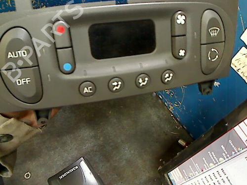 Airco bedieningspaneel RENAULT SCÉNIC I MPV (JA0/1_, FA0_) 1.9 dCi (JA05, JA1F) (102 hp) 26115977