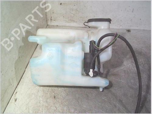 Used Windscreen washer tank RENAULT TWINGO II (CN0_) 1.2 16V (CN04, CN0B) (75 hp) 29917633