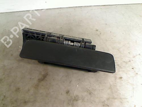 Used Front right exterior door handle PEUGEOT 306 Hatchback (7A, 7C, N3, N5) 1.4 (75 hp) 26071565