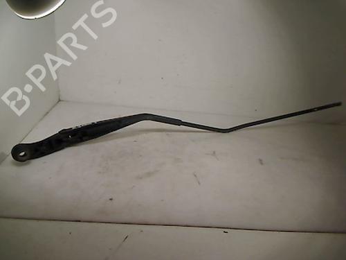 Used Front windshield wiper arm FIAT FIORINO Box Body/MPV (225_) 1.3 D Multijet (225BXD1A, 225BXB1A, 225BXB11) (75 hp) 28324180