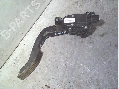 Pédale Pédale RENAULT TWINGO II (CN0_) 1.2 16V (CN04, CN0B) (75 hp) 34696129 34696129