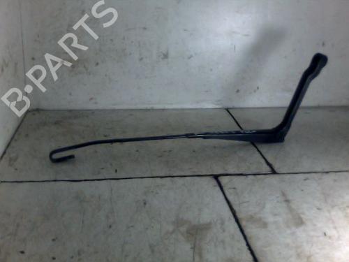 Used Front windshield wiper arm VW POLO (6N2) 1.4 (60 hp) 26092984