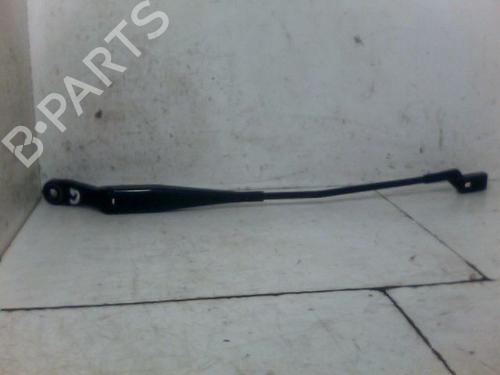 Used Front windshield wiper arm PEUGEOT 208 I (CA_, CC_) 1.6 HDi (92 hp) 26089934