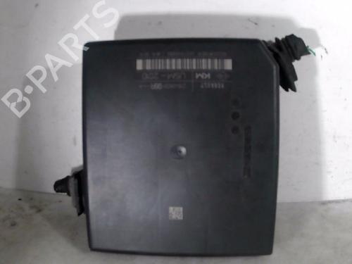 Fuse box RENAULT LAGUNA III Grandtour (KT0/1) 2.0 dCi (KT0M, KT0N, KT0S, KT19, KT1F) | BP28324330E1