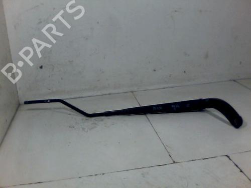 Used Front windshield wiper arm RENAULT CLIO IV (BH_) 1.5 dCi 75 (75 hp) 29472414