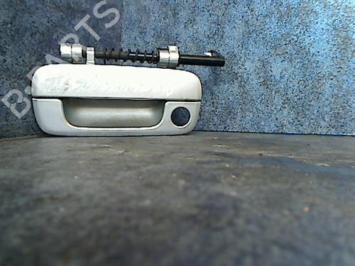 Used Front left exterior door handle Front left exterior door handle PEUGEOT 406 (8B) 1.8 16V (116 hp) 33840192 33840192