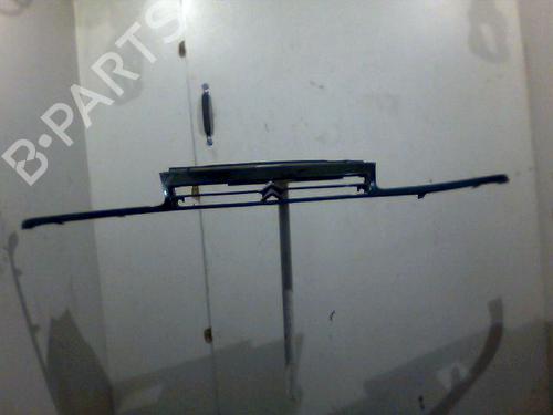 Used Grille CITROËN XANTIA (X1_, X2_) 1.9 D (69 hp) 26077382
