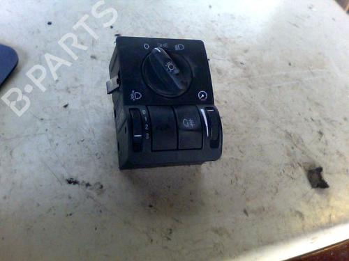 Commande de phare OPEL CORSA C (X01) 1.0 (F08, F68) (58 hp) 26058312