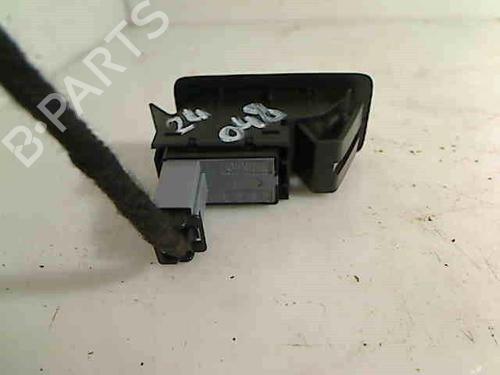 Right rear window switch VW TOURAN (1T1, 1T2) 2.0 TDI 16V | BP26080681I28 