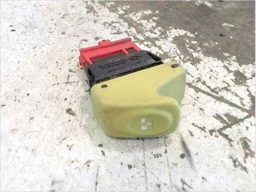 Kombi Kontakt / Stilkkontakt Kombi Kontakt / Stilkkontakt RENAULT TWINGO I (C06_) 1.2 (C066, C068) (58 hp) 34393381 34393381