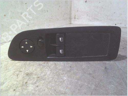 Pulsantiera BMW 1 (E81) 118 d (136 hp) 30937083