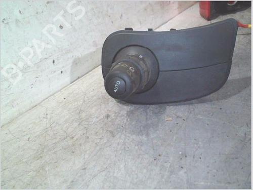 Headlight switch RENAULT CLIO III (BR0/1, CR0/1) 1.5 dCi | BP37487260I24 - Image 2
